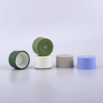 Soft Touch Plastic Cosmetic Bottle 120ml Cosmetic Bottle Packaging With 40mm Diameter Cap
