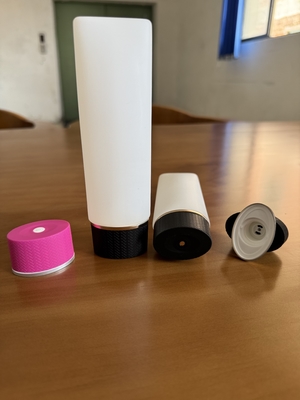 120ml Sun Cream Tube PE Plastic Cream Tube Oval With 40mm Diameter With Center Dispensing Cap