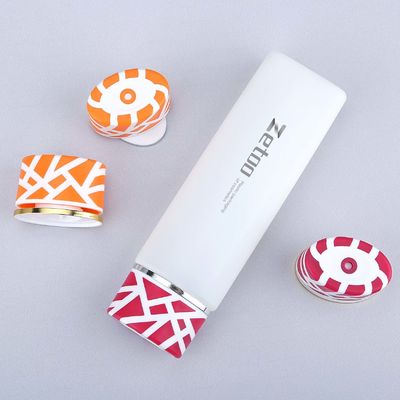 Buen precio Botella cosmética personalizada Soft Touch de 120 ml, botella cosmética de PE ovalada con tapón dispensador central en línea