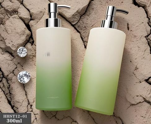 Un buon prezzo. Bottiglie di plastica personalizzate 300ml Bottiglia in PE con pompa in linea